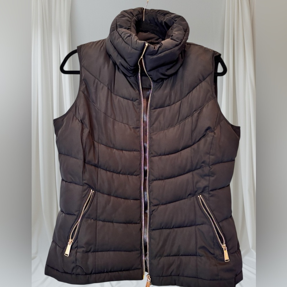 Calvin Klein Black Quilted Puffer Vest with Gold Accents size Med. NWOT